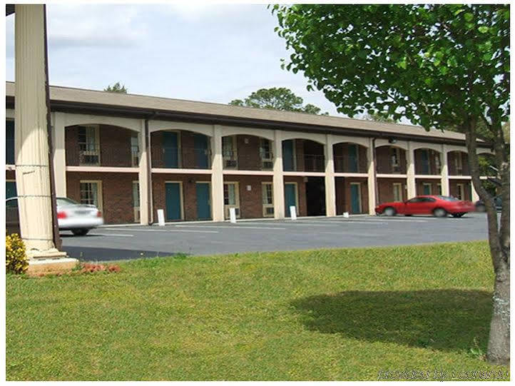 Scottish Inn And Suites Perry Extérieur photo