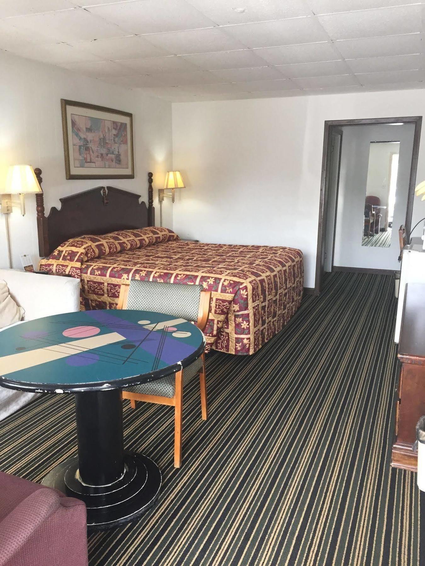 Scottish Inn And Suites Perry Extérieur photo