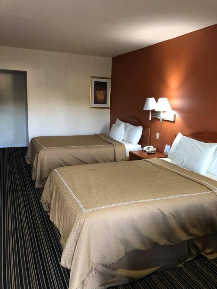Scottish Inn And Suites Perry Extérieur photo