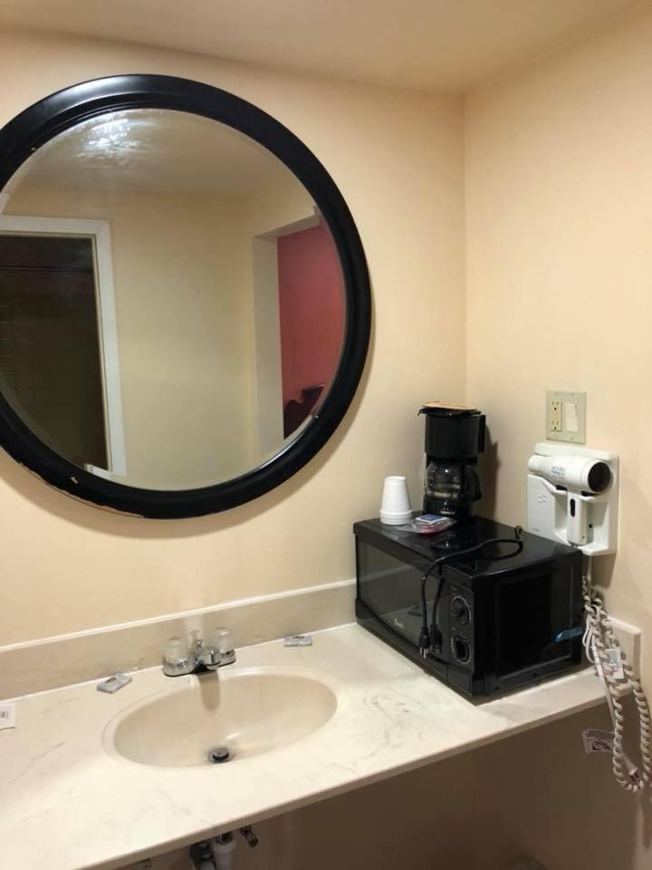 Scottish Inn And Suites Perry Extérieur photo